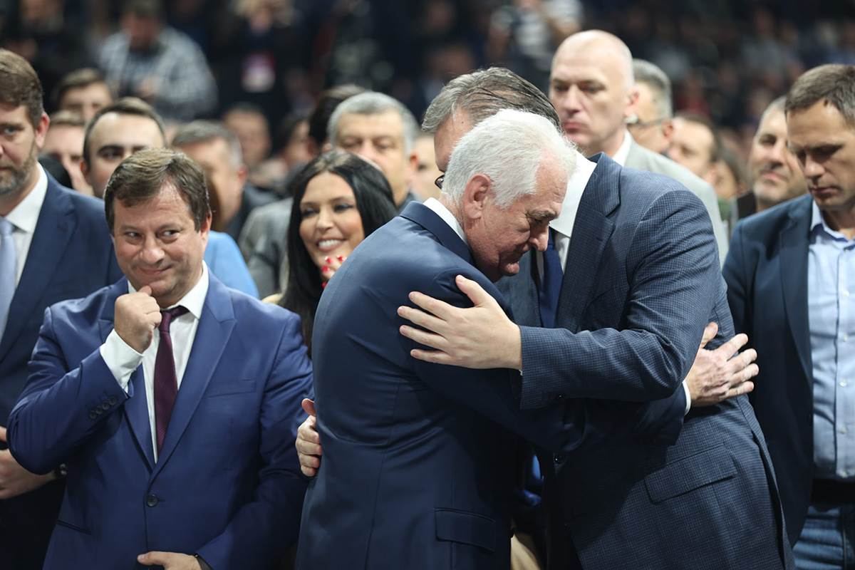 WhatsApp Image 2023-12-14 at 16.49.19_832a97e9.jpg