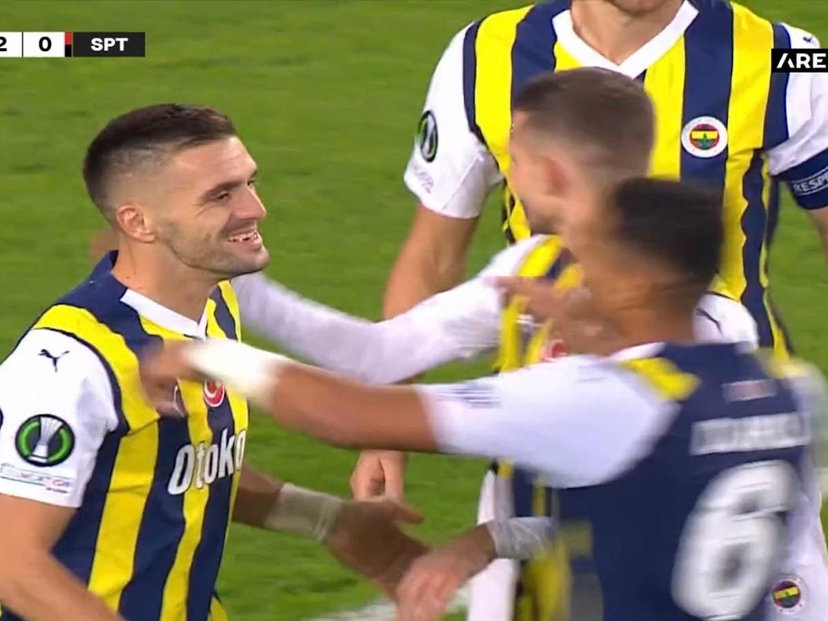 Dušan       Tadić penal.jpg