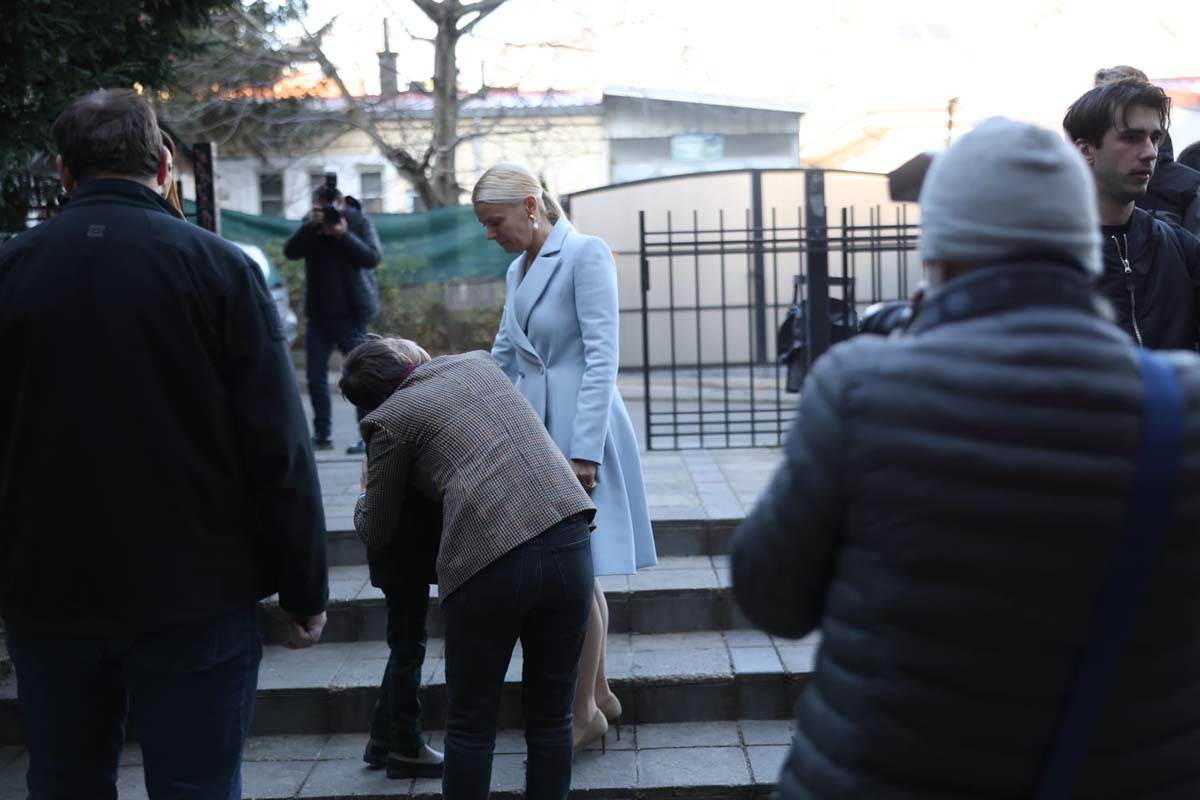 Ana Brnabić izbori glasanje 3.jpg