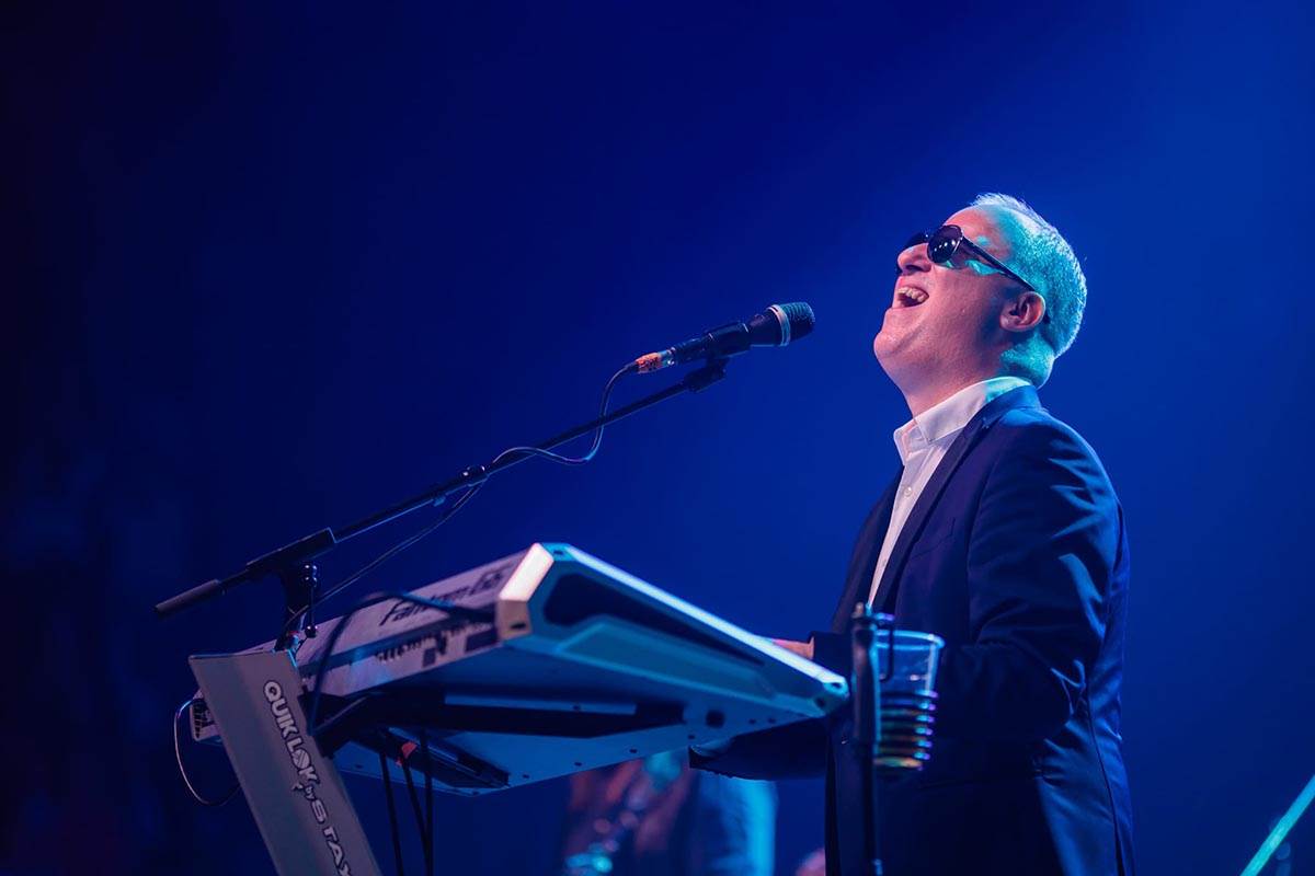  Sasa Matić priredio SPEKTAKL ZA PAMĆENJE U KRAGUJEVCU: „Za Novogodišnju noć se družimo na trgu na Zlatiboru“           