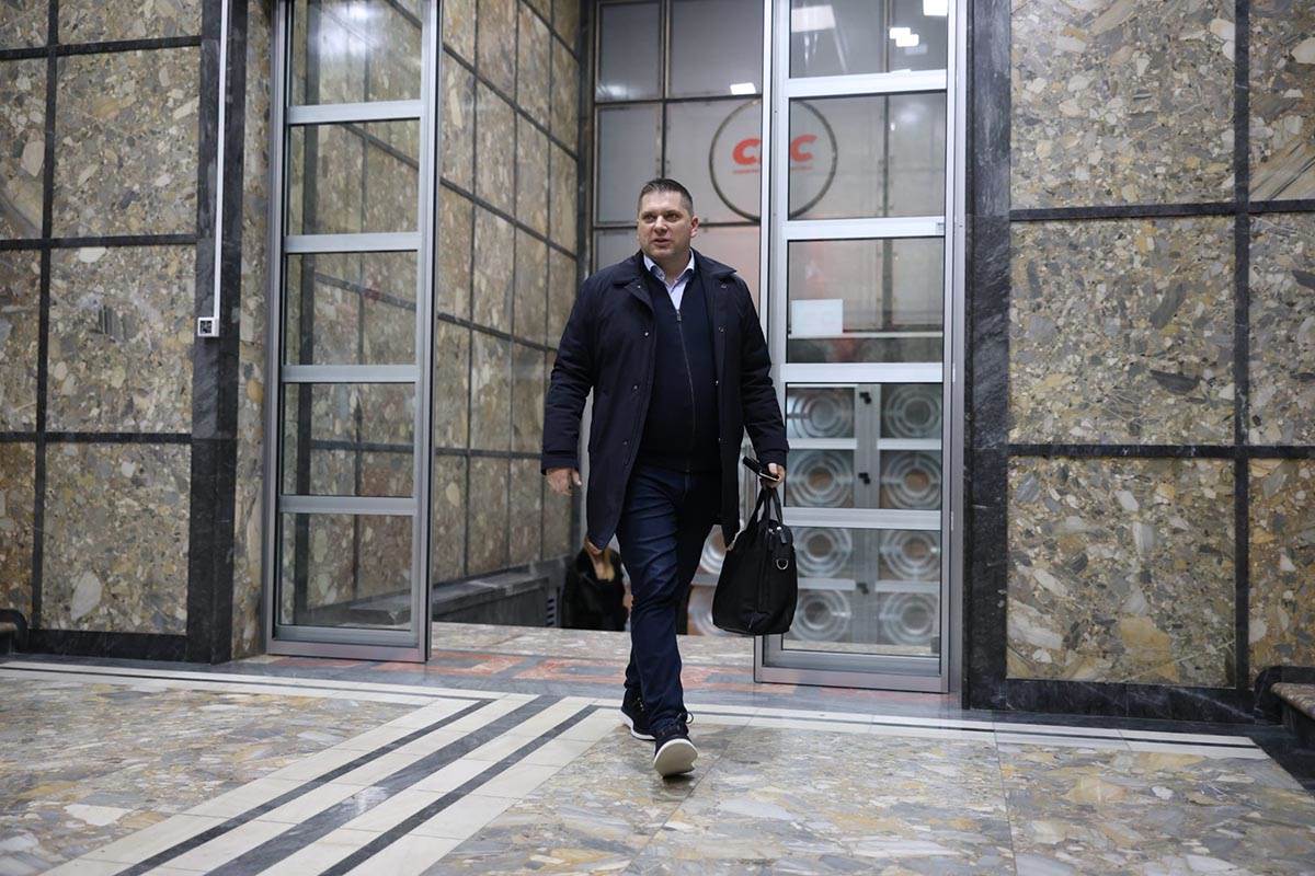 Ko ima najbogatiju a ko najskromniju stranačku trpezu 