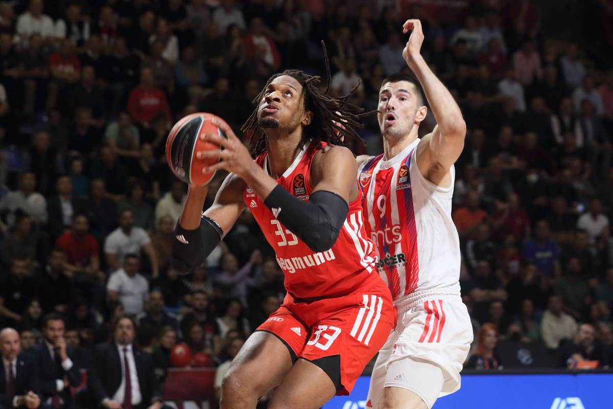 Crvena zvezda dovodi Fredija Gilespija igrača Bajerna