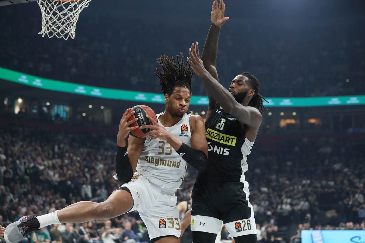 Crvena zvezda dovodi Fredija Gilespija igrača Bajerna