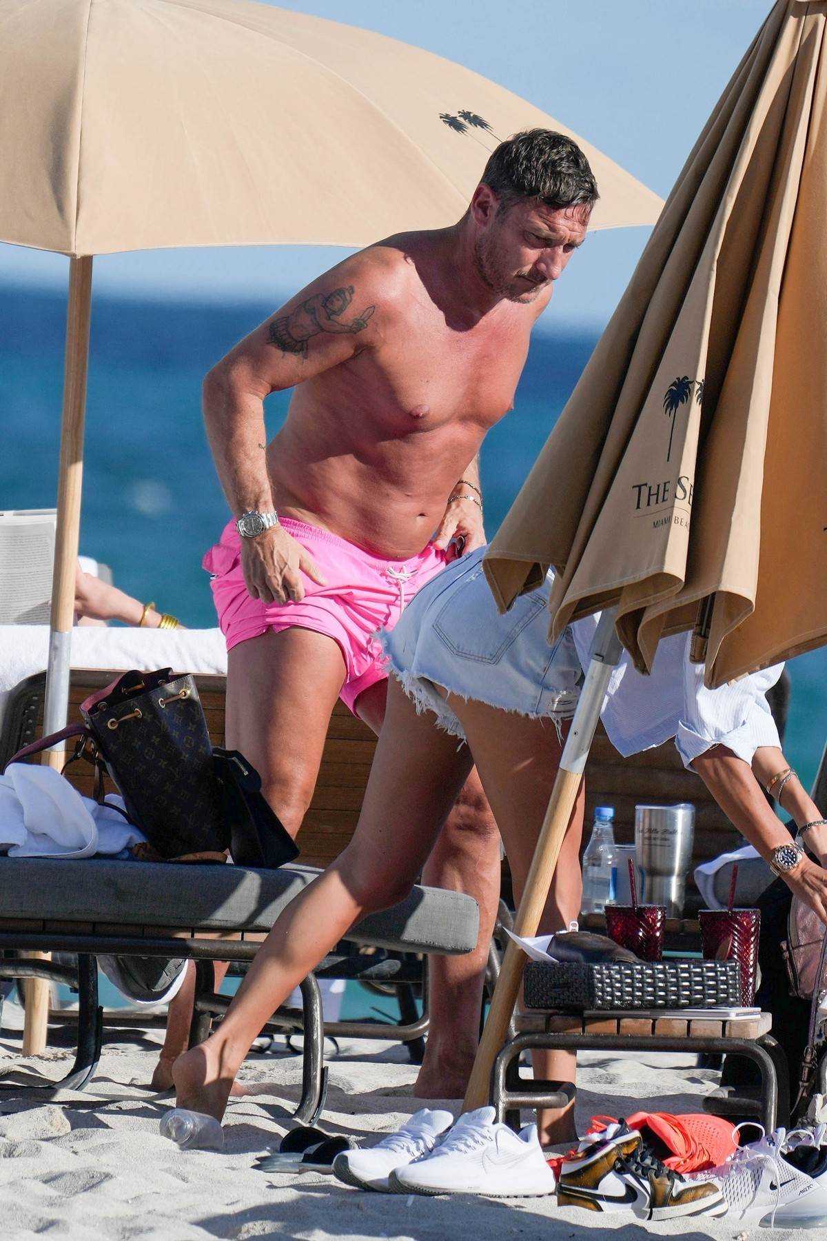 Frančesko Toti Naomi Boki