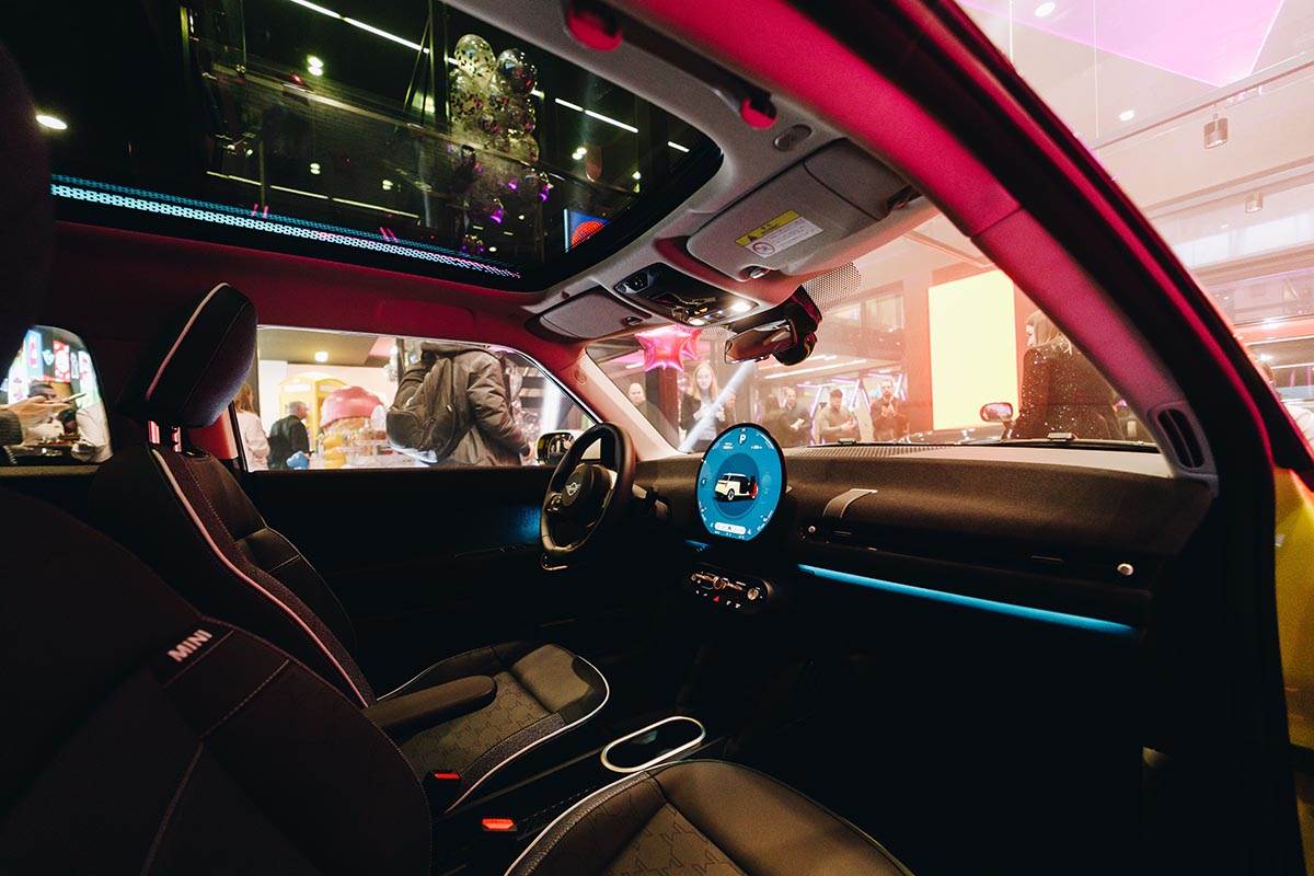 MINI COOPER ENTERIJER.jpg