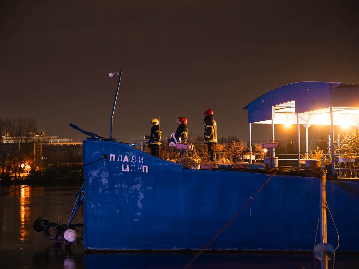 Potonuo splav Kartel (7 of 20).jpg