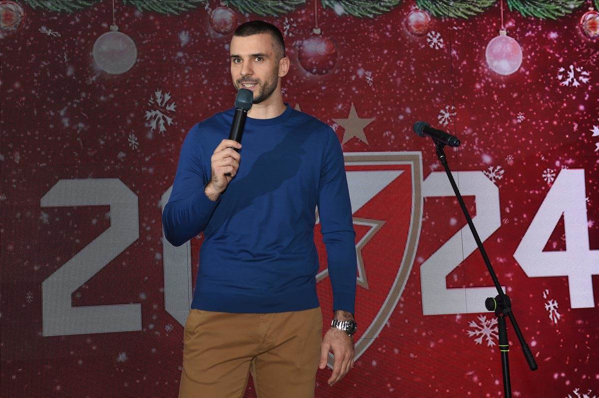 Novogodišnji koktel KK Crvena Zvezda (17).jpg