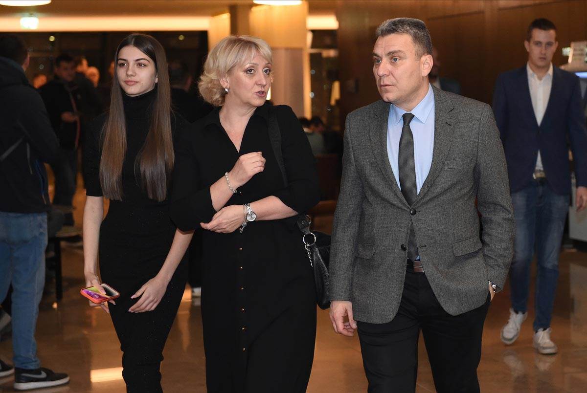 Novogodišnji koktel KK Crvena Zvezda (18).jpg