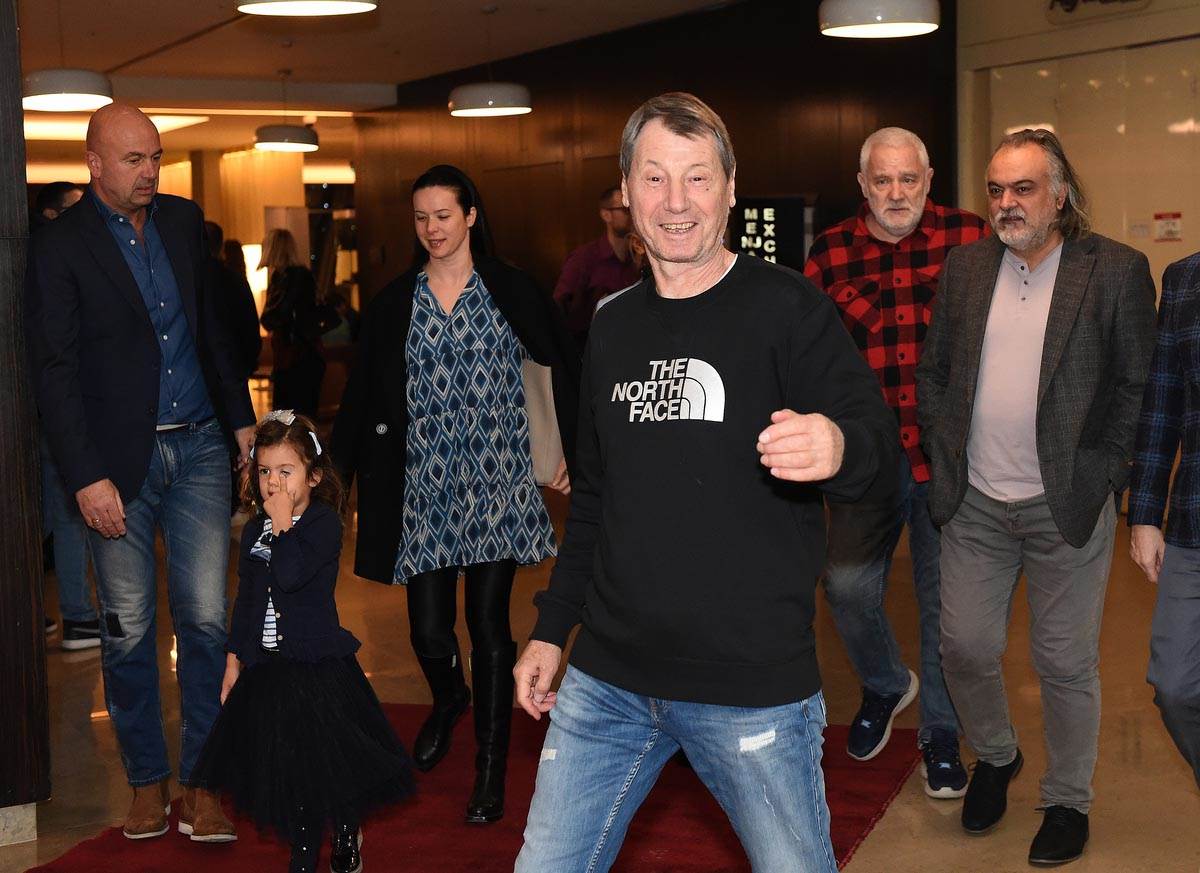 Novogodišnji koktel KK Crvena Zvezda (20).jpg