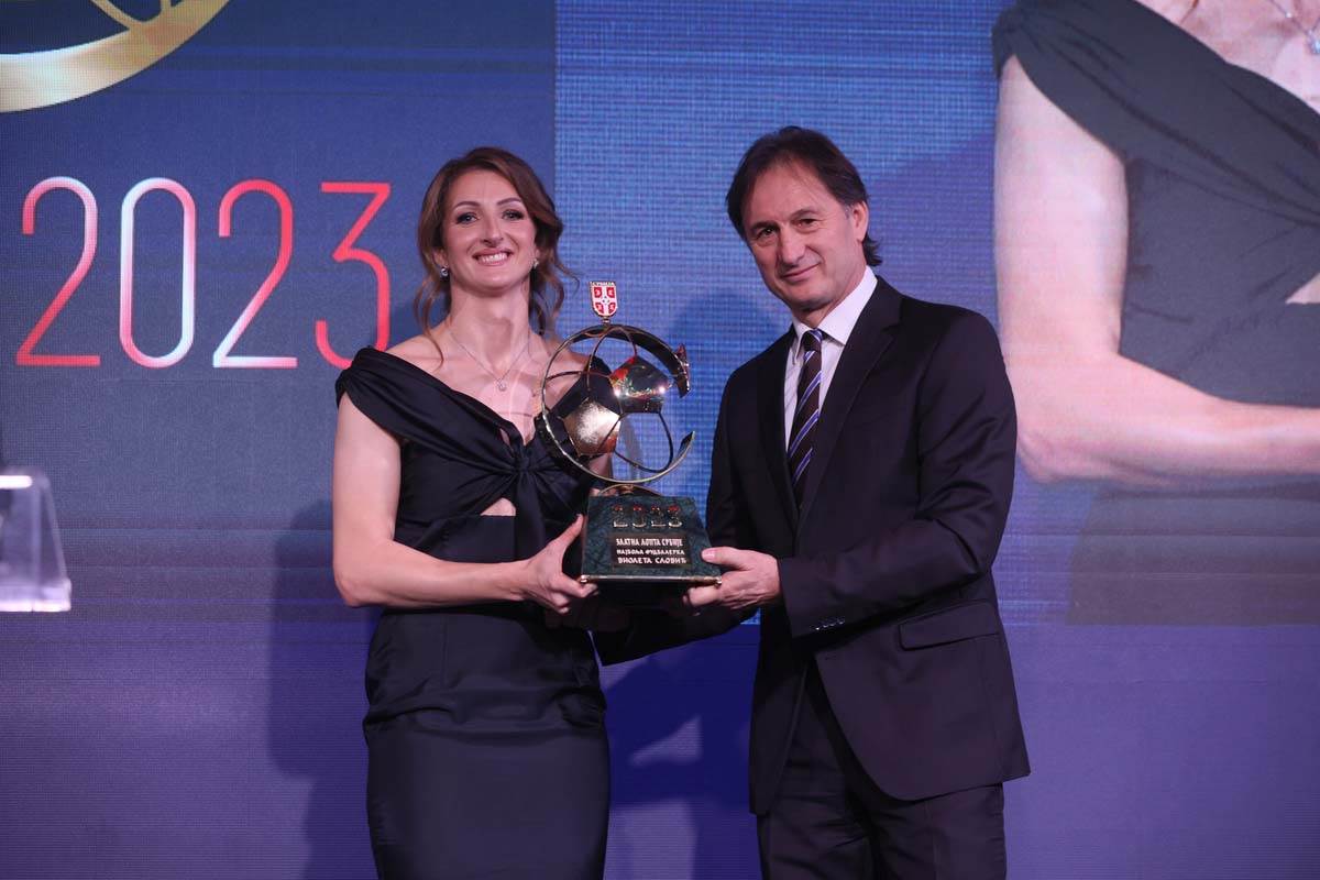 Dodela Zlatne Lopte FSS 16.jpg