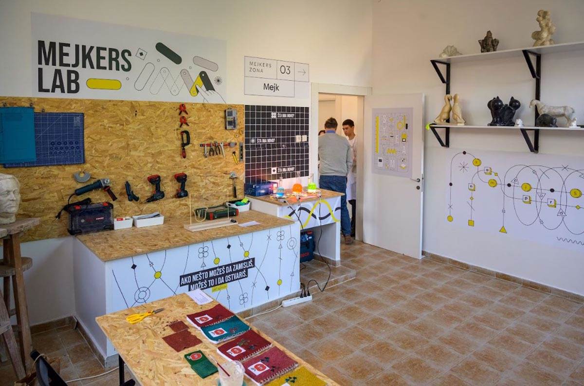 Mejkers lab Sesta beogradska gimnazija.jpg