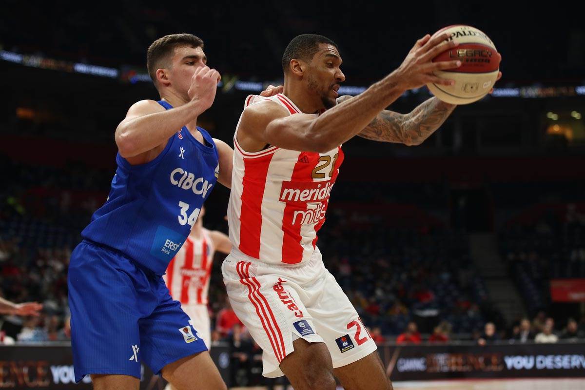 Džoel Bolomboj (5).jpg