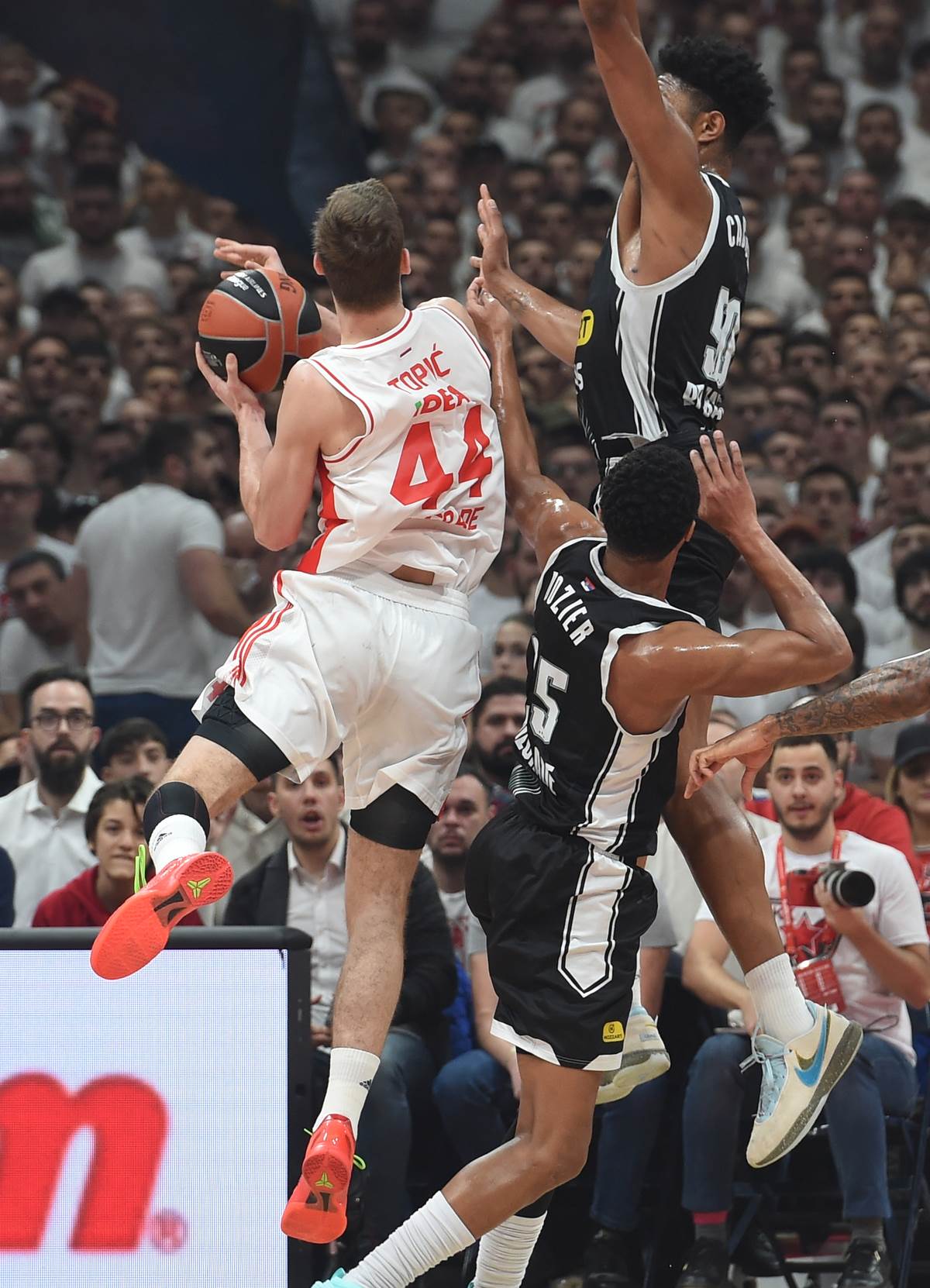 CRVENA_ZVEZDA_vs_PARTIZAN_24.jpg