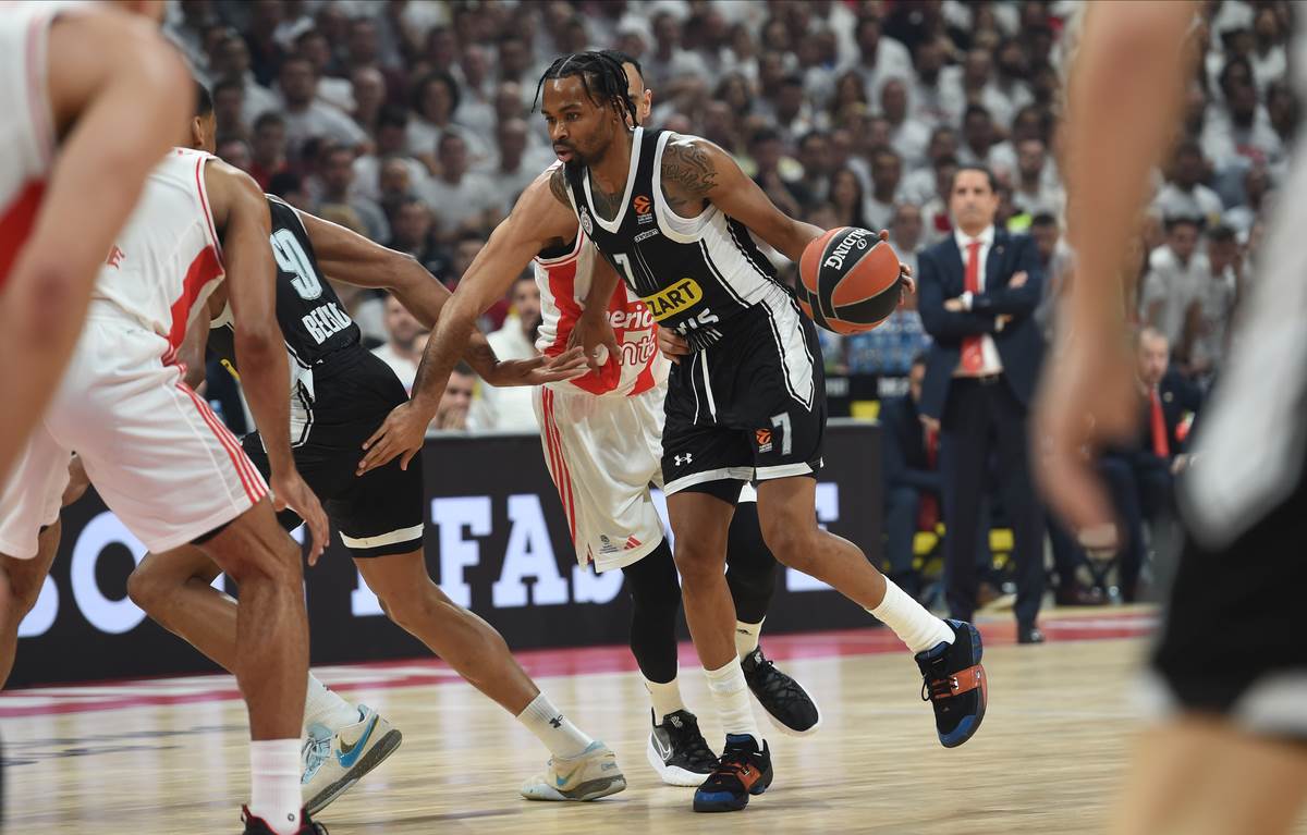 CRVENA_ZVEZDA_vs_PARTIZAN_26.jpg