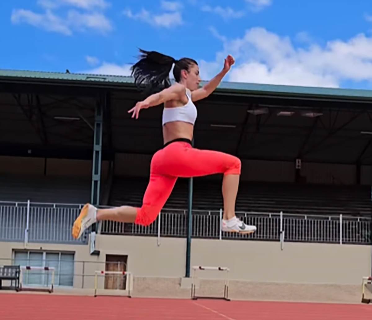 Ivana Spanovic (9).png