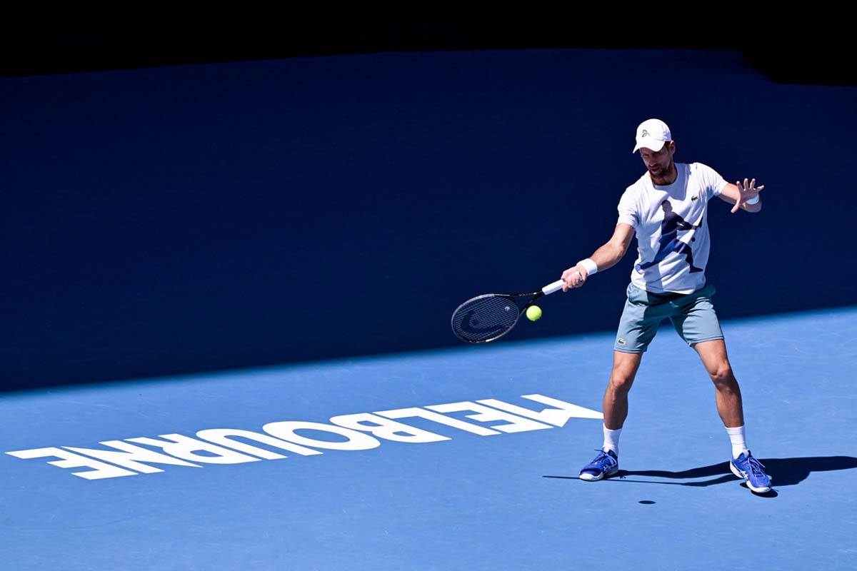 Novak Đoković trening 4.jpg