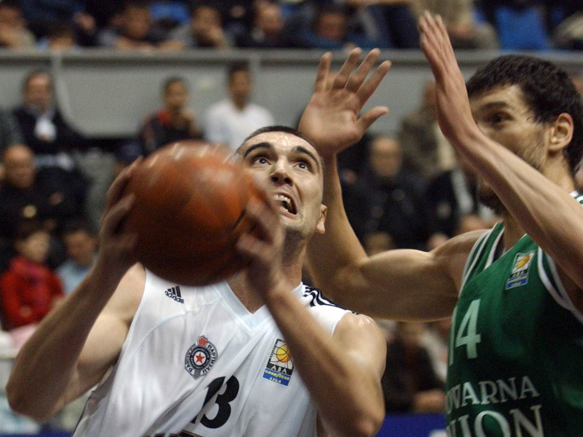 Dejan Milojević (24) copy.jpg