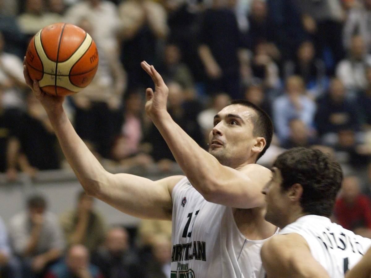 Dejan Milojević (29) copy.jpg