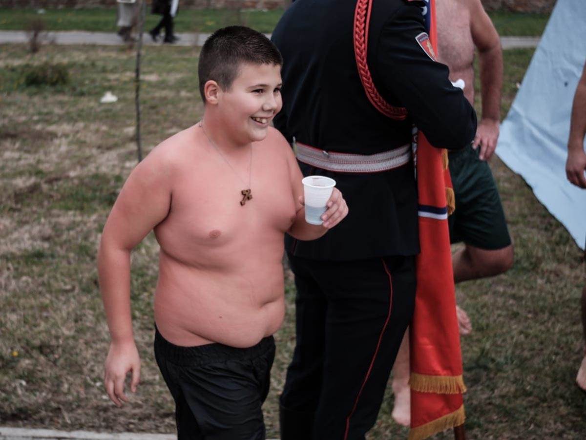 Krstovdan plivanje za Casni krst (9).jpg