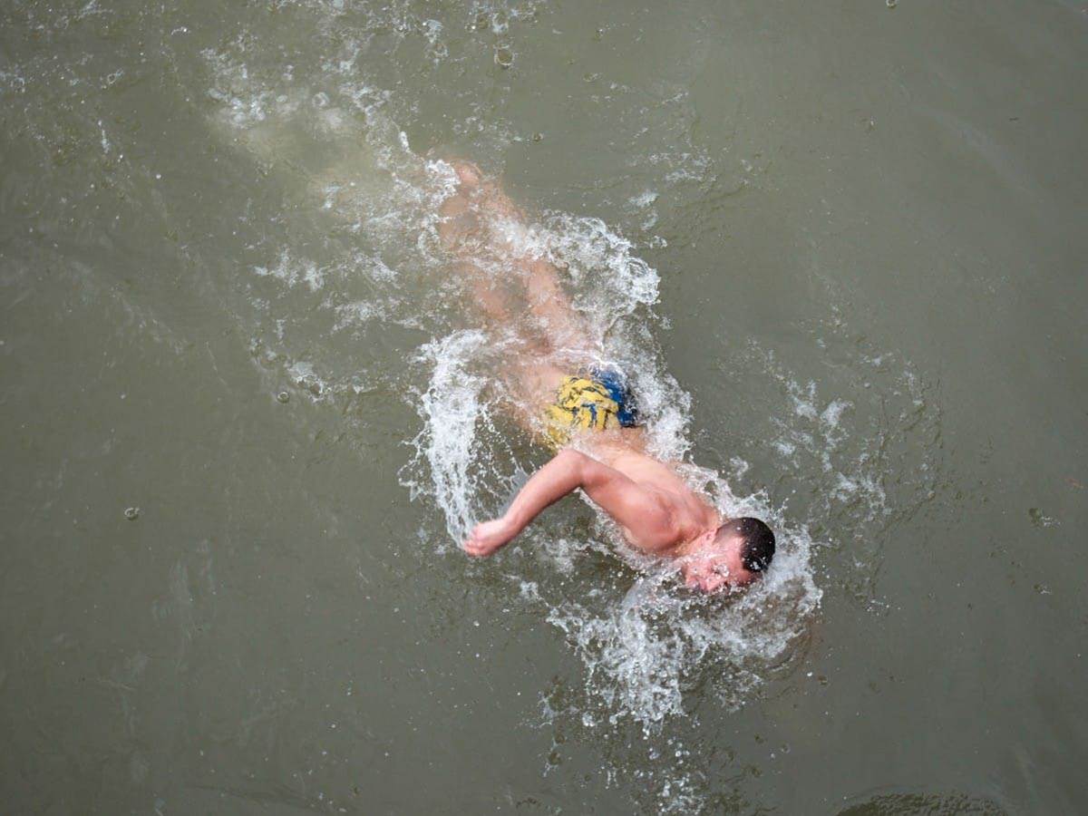 Krstovdan plivanje za Casni krst (13).jpg