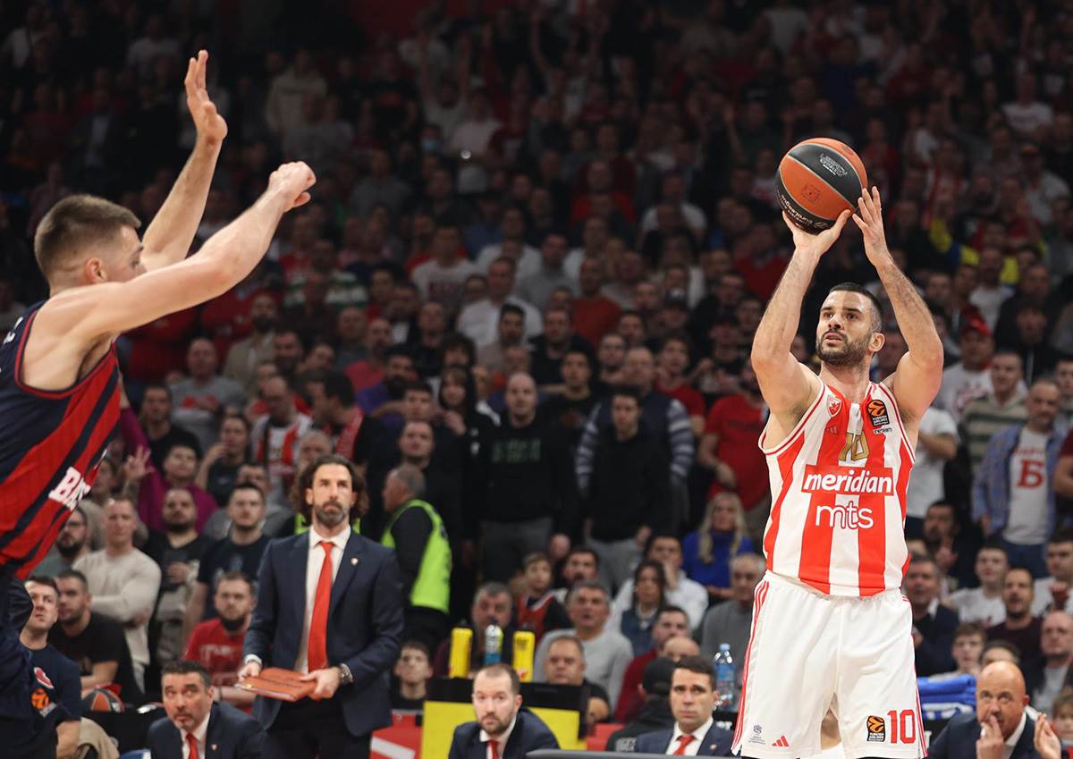 CRVENA ZVEZDA - BASKONIJA (7).jpg