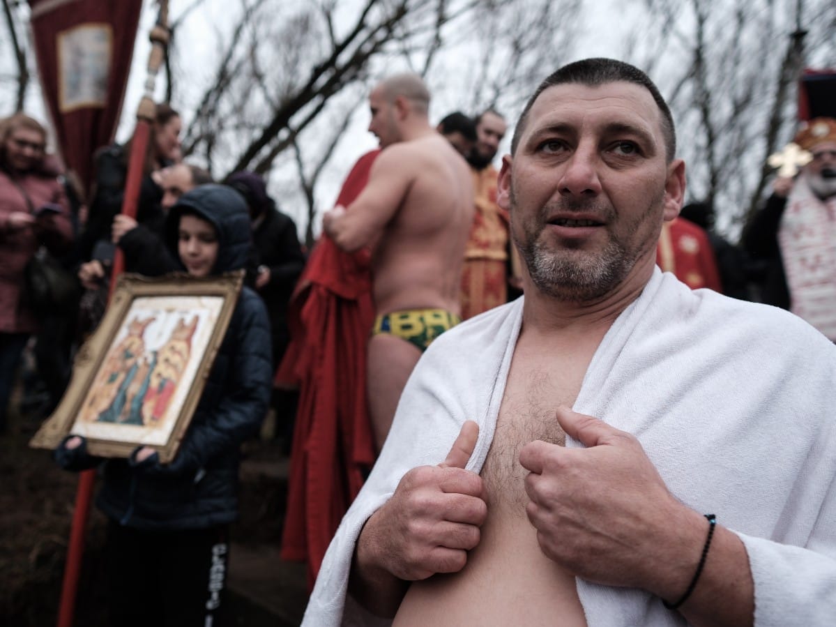 Vracev Gaj Plivanje za casni krst 10.jpeg