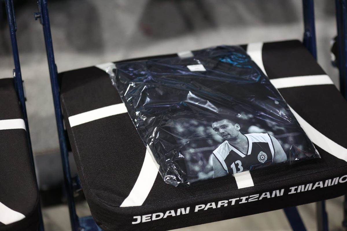 Dejan Milojević Partizan mega (2).jpg