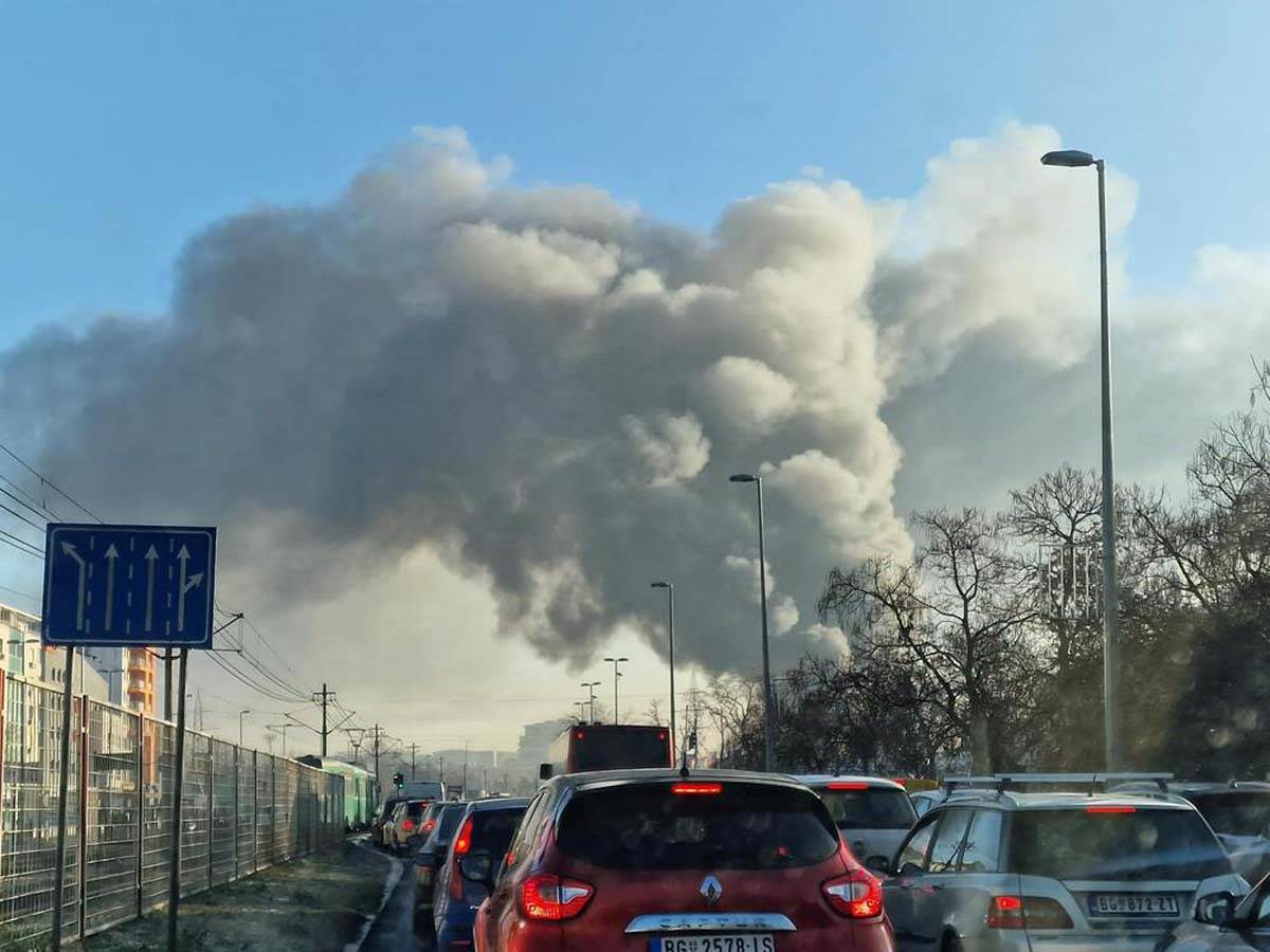 Kineska robna kuća požar 4.jpg