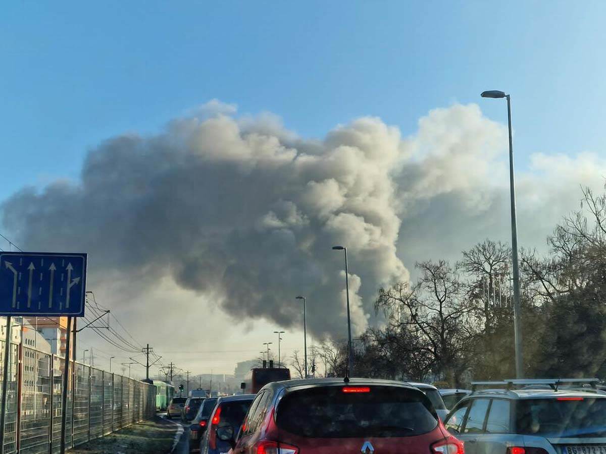 Kineska robna kuća požar 6.jpg