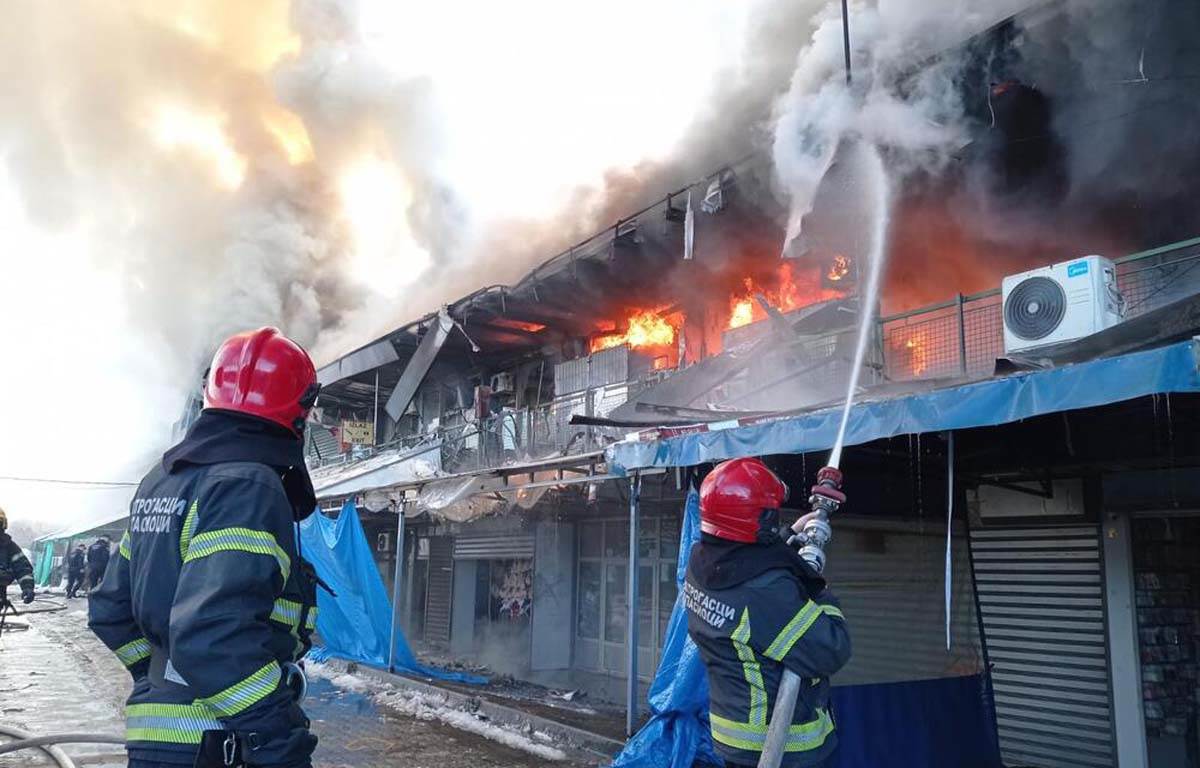 Kineska robna kuća požar 8.jpg