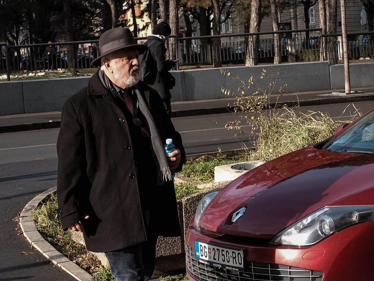 Dragan Bjelogrlic i Gaga Antonijevic sudjenje sud u Katanicevoj (9).jpg