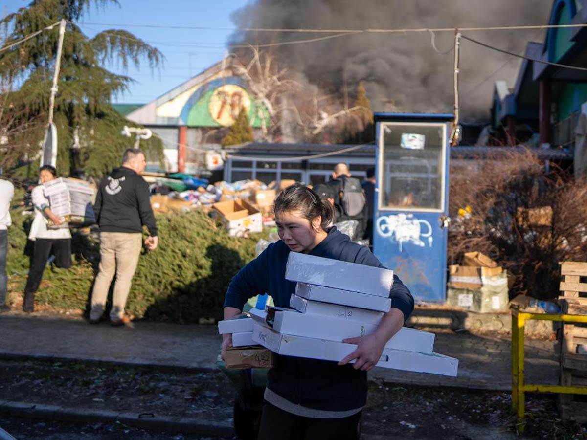 Požar Kineska robna kuća 15.jpg