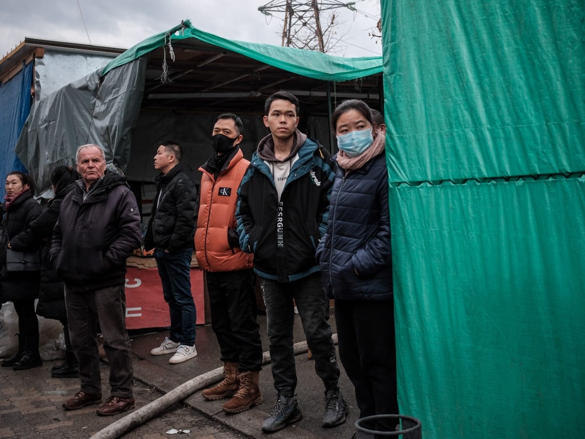Policija obezbedila tržni centar u bloku 70