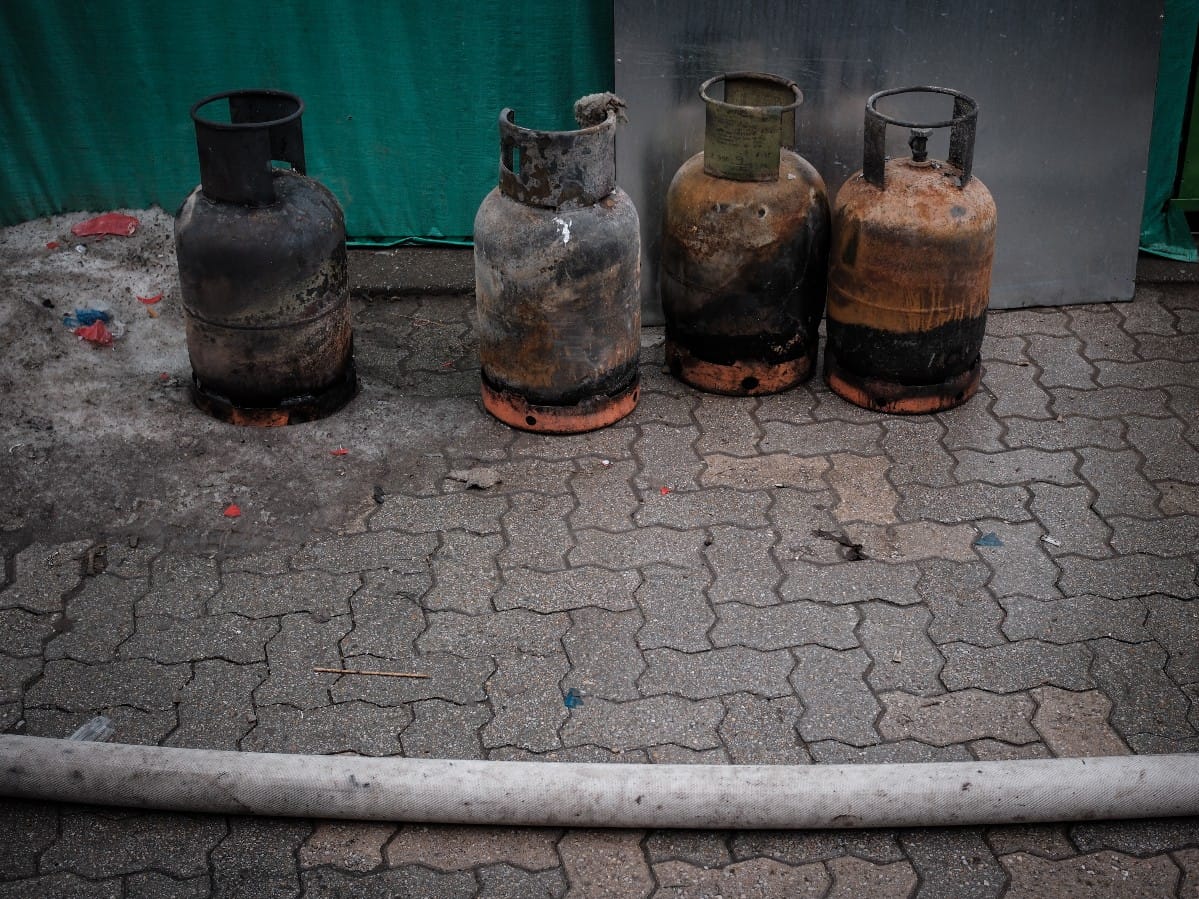 Policija obezbedila tržni centar u bloku 70