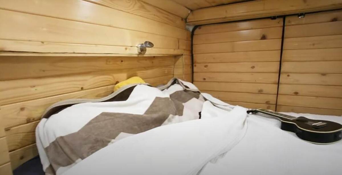 Miloš Prelević živi u kamperu