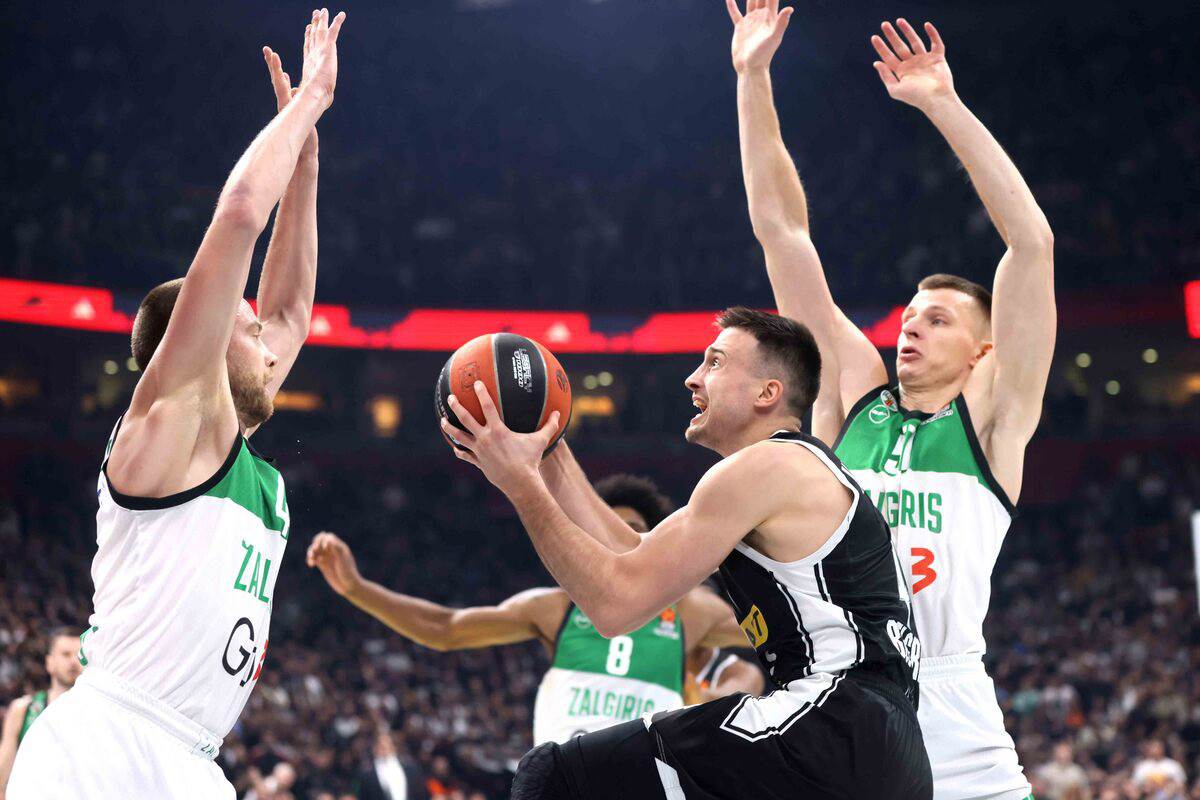 Andrea Trinkijeri: Nekome lova, nekome trofeji, a meni ovo sa Partizanom