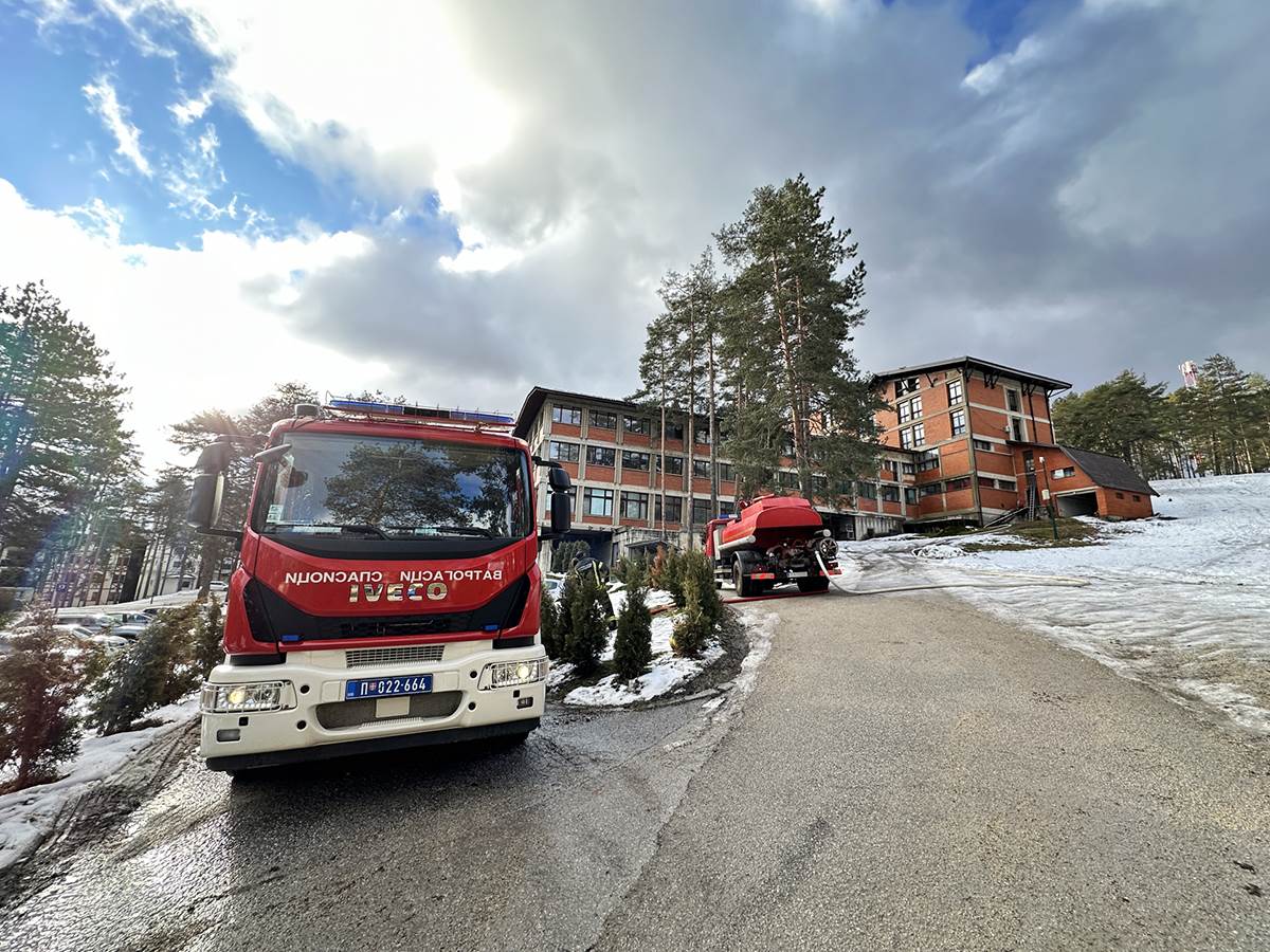 Gašenje požara na Čigoti (7).jpg