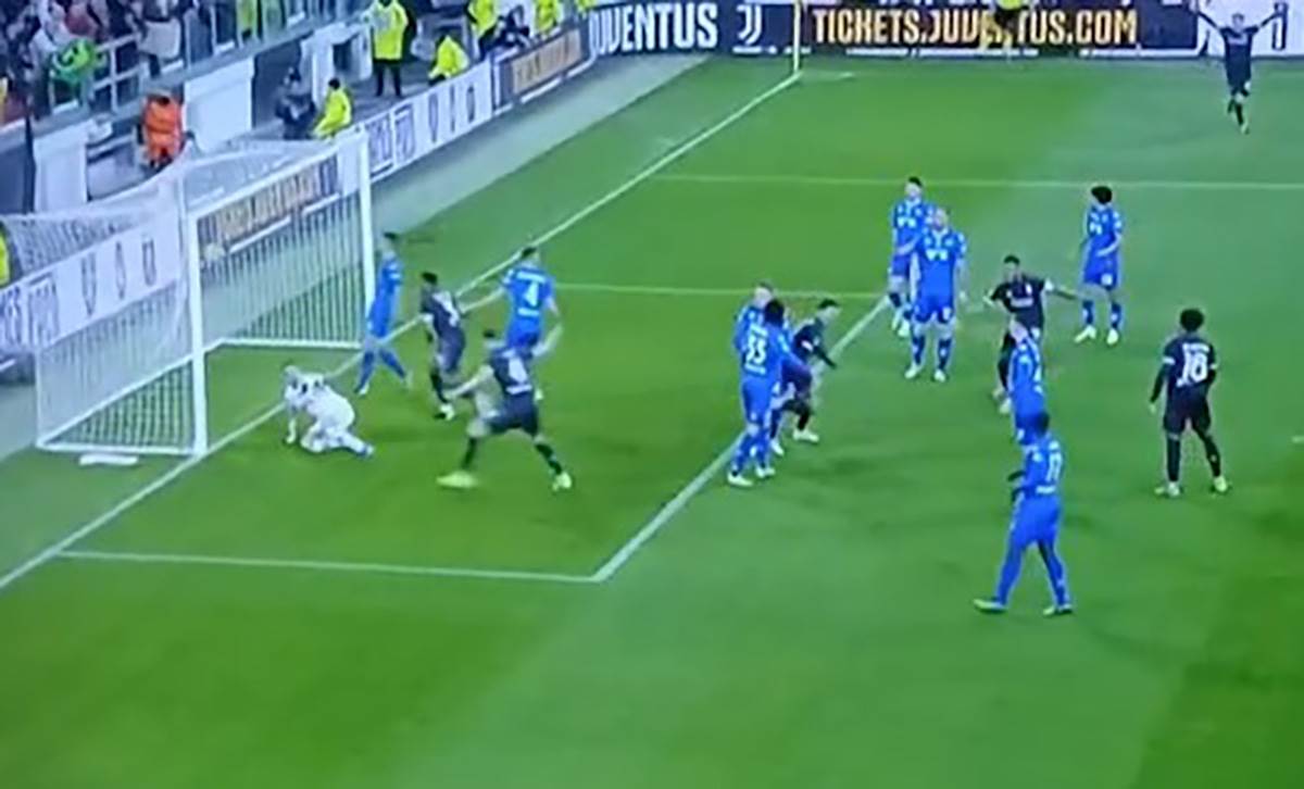 Dušan Vlahović gol protiv Empolija (5).jpg
