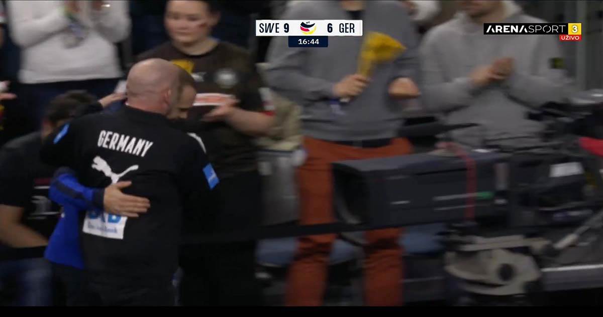 Rukomet navijaču pozlilo (12).jpg