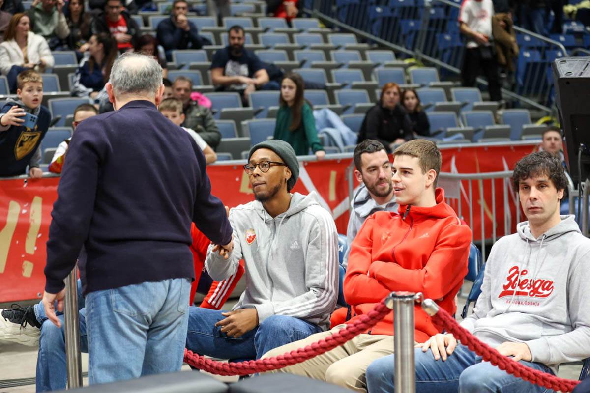 Trej Tompkins na Tajvanu