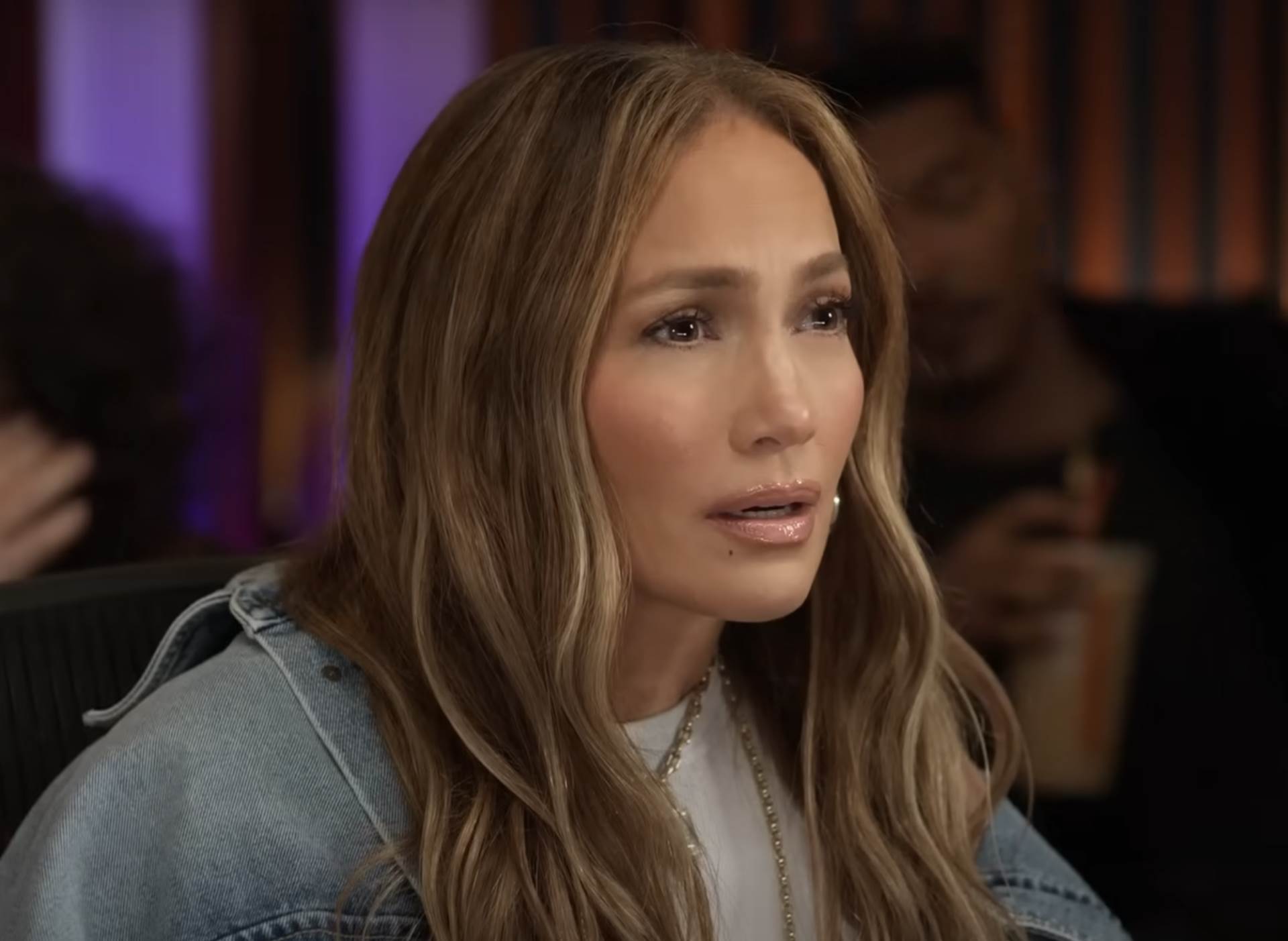 ben aflek i dženifer lopez u reklami za dunkin donuts 9.png