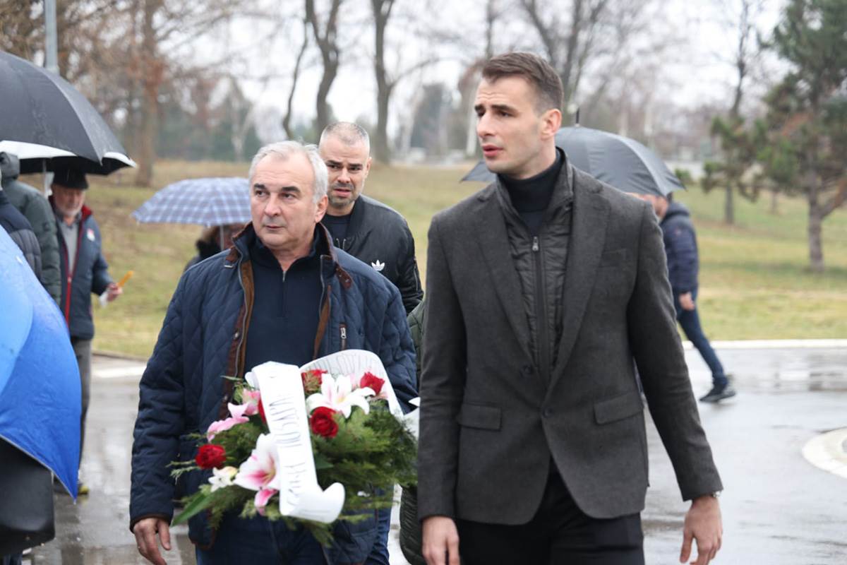 Dejan milojevic sahrana (8).jpg