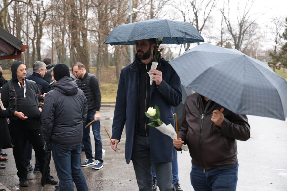 Dejan milojevic sahrana (12).jpg