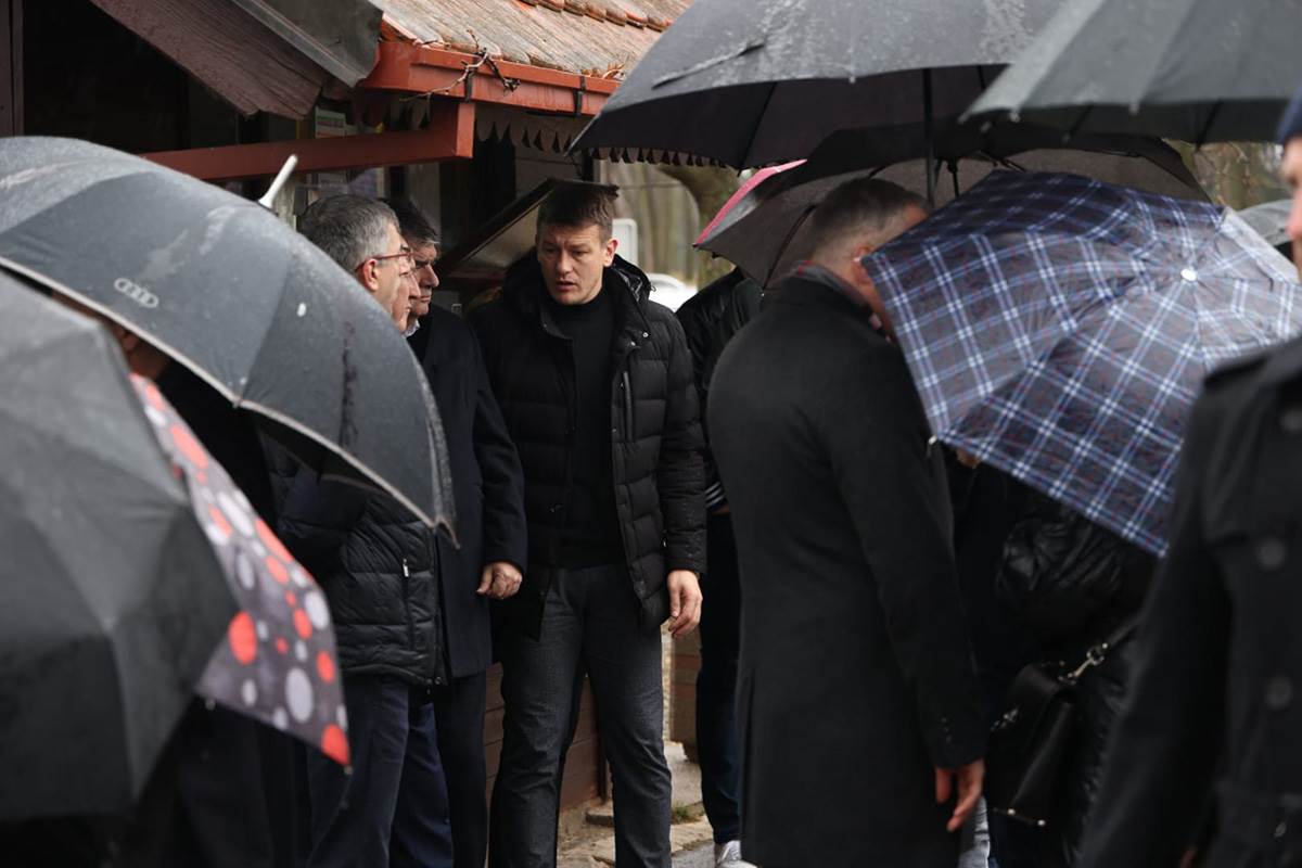 Dejan milojevic sahrana (15).jpg