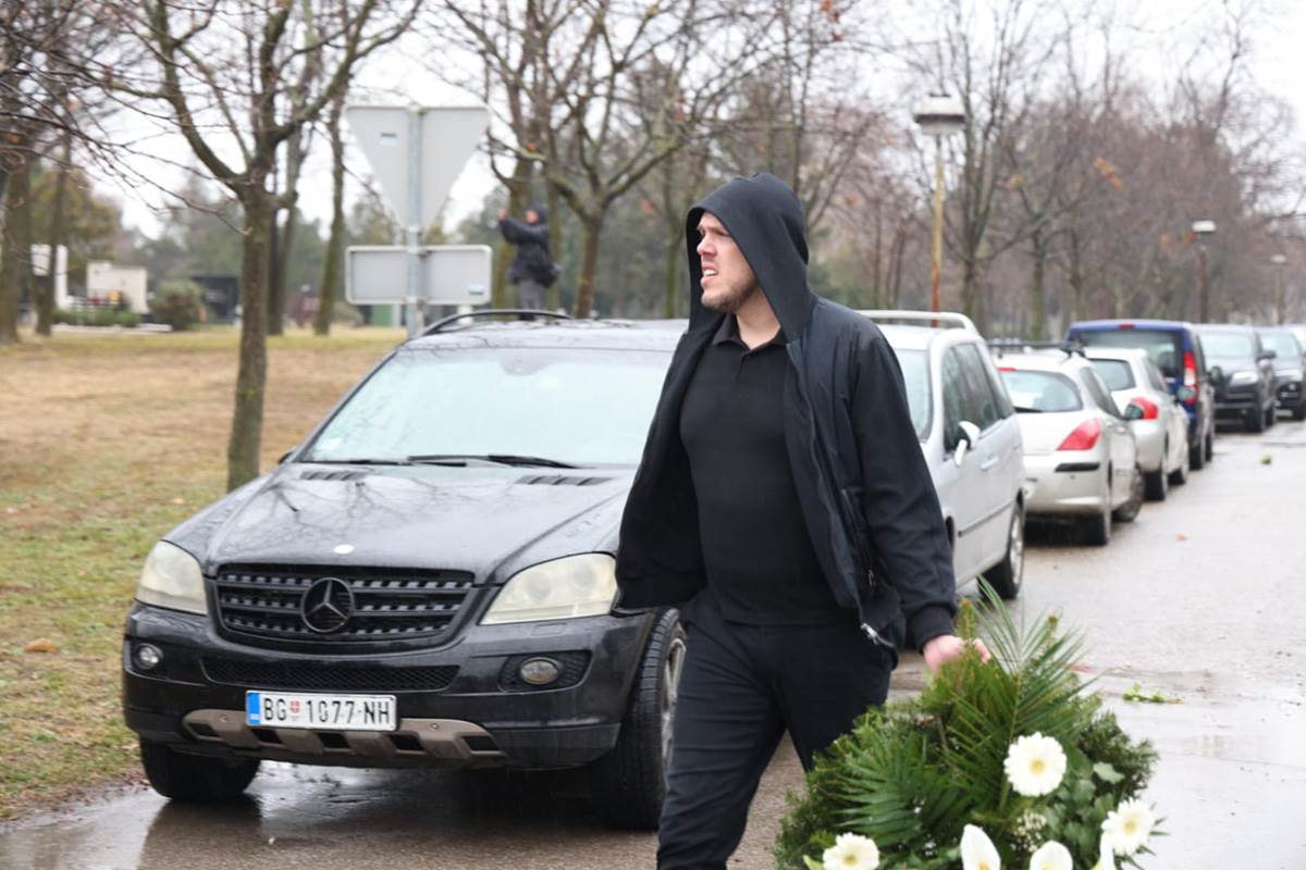 Dejan milojevic sahrana (8).jpg