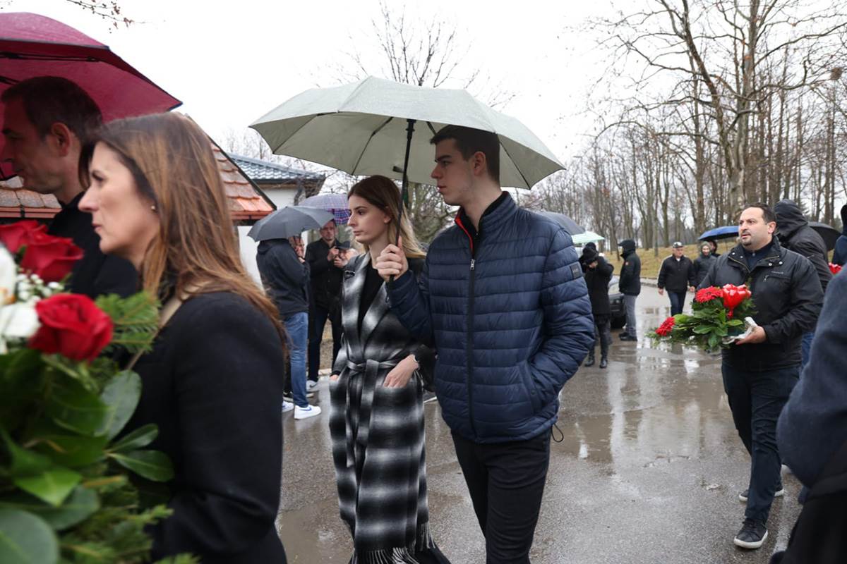 Dejan milojevic sahrana (18).jpg