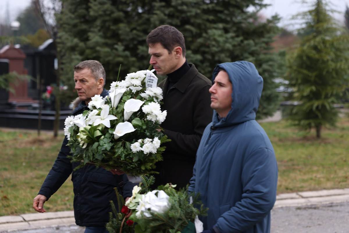 Sahrana Dejana Milojevića (13).jpg