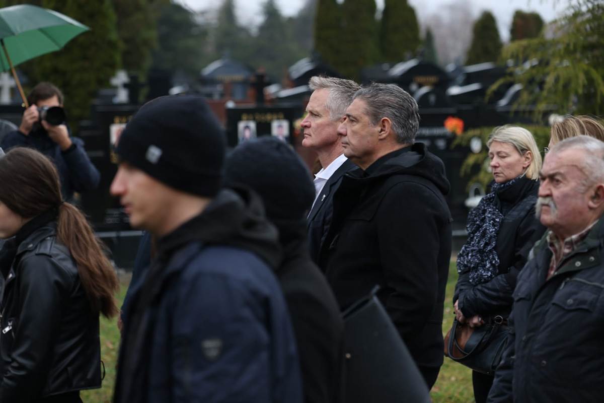 Sahrana Dejana Milojevića (43).jpg