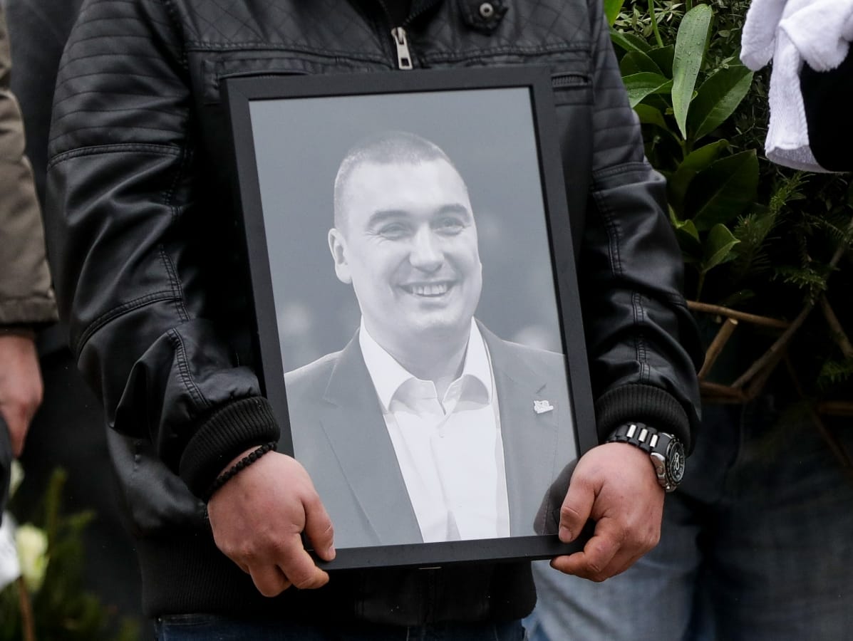 Povorka i iznosenje kovcega (10).jpg