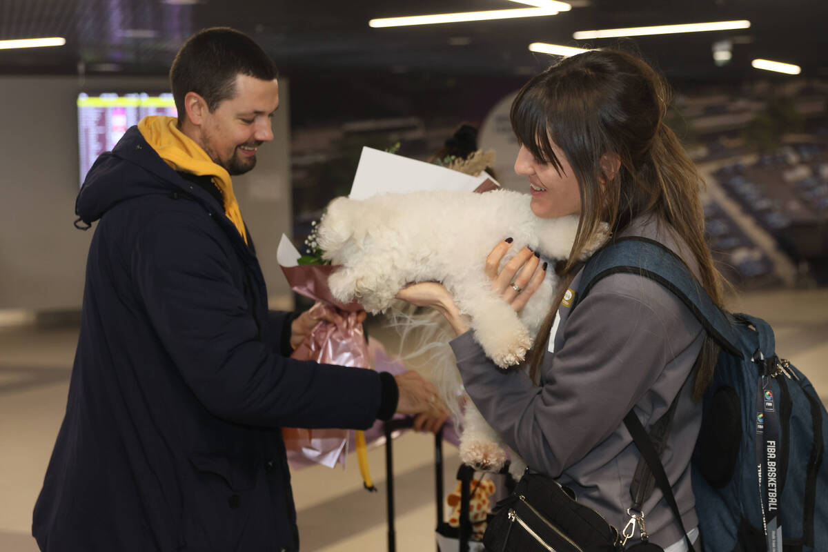 Ženska reprezentacija doček (1).JPG